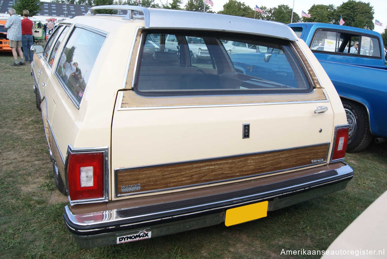 Oldsmobile Custom Cruiser uit 1978